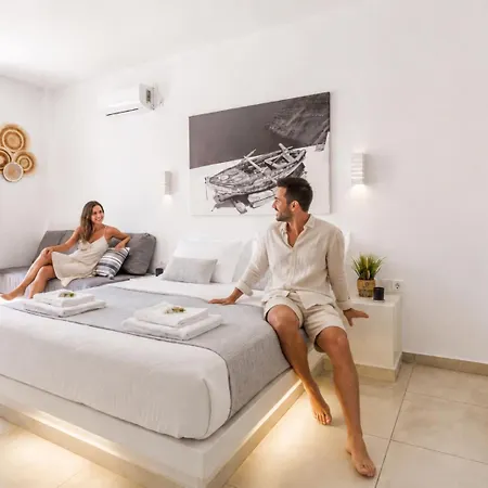 Libero Suites-private Jetted Tub- Adults Only * Períssa